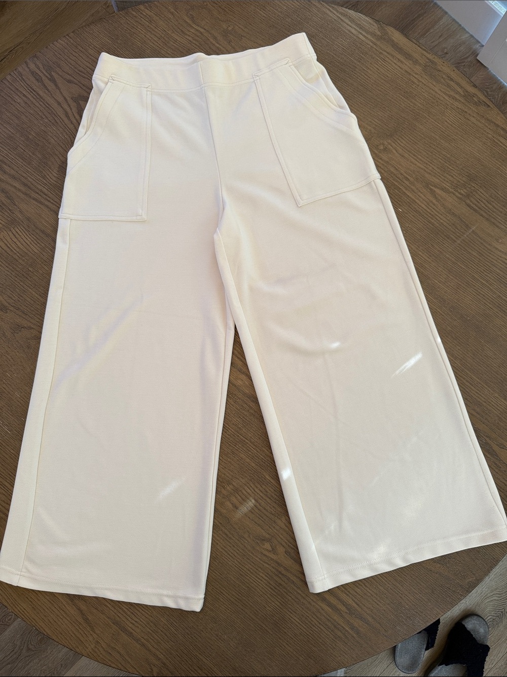 Max Studio Cream Wide-Leg Cropped Pants